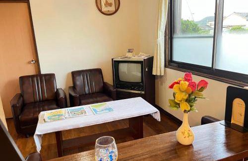 Ibusuki Bed & Breakfast | Cozy Bed and Breakfast for 3 Guests - Rated 9/10!
