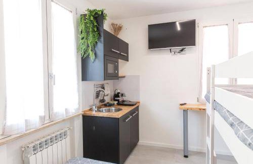 Cingia De' Botti Bed & Breakfast | Cozy Bed and Breakfast for 4 with Eco-Friendly Amenities