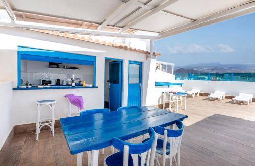 Los Abrigos Bed & Breakfast | Budget-Friendly Hostel with 4-Star Comfort and Great Reviews