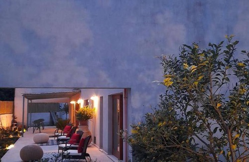 Riola Sardo Bed & Breakfast | Cozy Bed and Breakfast for Two with Pet-Friendly Charm