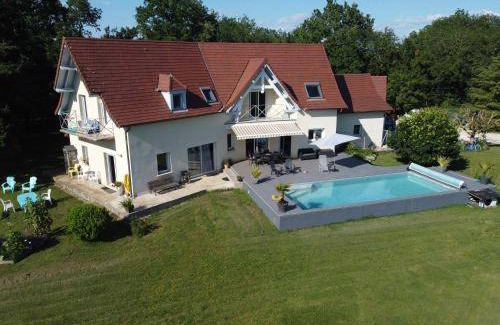 Cavagnac Bed & Breakfast | Cozy Bed and Breakfast with Pool & Perfect 10 Rating