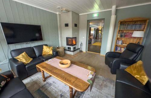 Tretten Bed & Breakfast | Cozy Bed and Breakfast for Up to 4 Guests Awaiting You