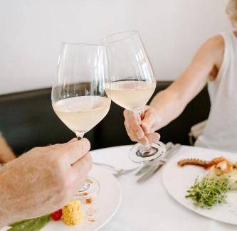 Bopfingen Hotel | Cozy Hotel Retreat with Restaurant & Kitchen for 2 Guests