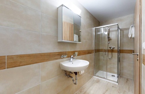 Aigle Apartment | Cozy Studio Flat with Mountain View & Spa Amenities