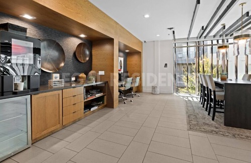 Fort Worth Apartment | Convenient Stay Near AT&T with Pool and Pet-Friendly Options
