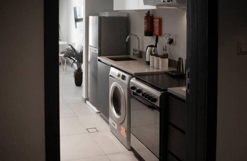 Sharjah Apartment | Convenient Stay Just 20 Mins from Dubai International Airport