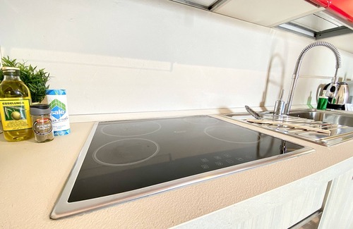 Comasina Apartment | Elegant Apartment Near DUOMO with Top-Rated Amenities