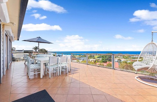 Dalmeny House | Family-Friendly Retreat at 20 Mummaga Way, Dalmeny