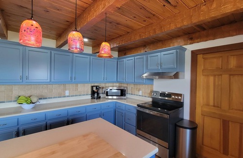 Dandridge Cabin | Discover a Peaceful Lakefront Retreat with Mountain Views