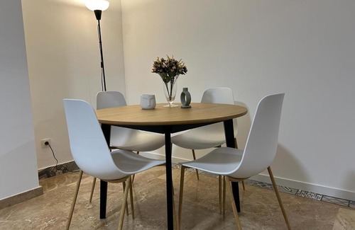 Tudela Apartment | Discover 20 Pasos: Pet-Friendly Family Retreat Awaits