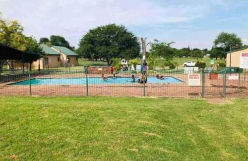 Bela-Bela Apartment | Family-Friendly 20 Pendleberry Holiday Resort with Pool