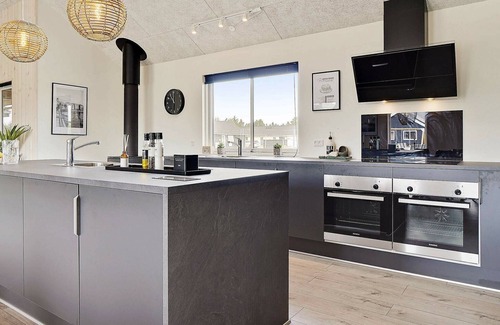 Houstrup House | Spacious 20-Person Holiday Home with Pool in Nørre Nebel