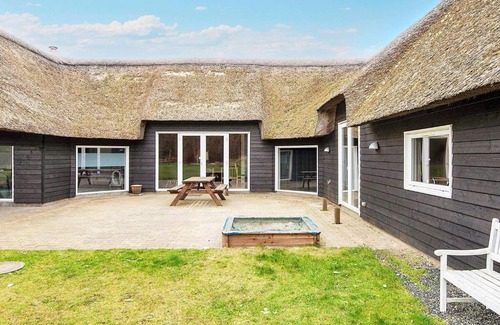 Toftum House | Spacious 20-Person Holiday Home in R m with Pool & Pets