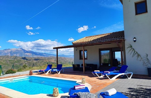 Cutar House | 200 m² House ∙ 3 bedrooms ∙ 6 guests