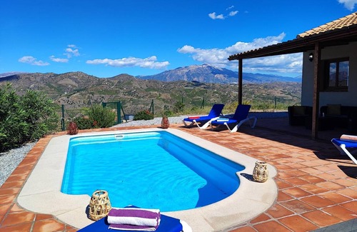 Cutar House | 200 m² House ∙ 3 bedrooms ∙ 6 guests
