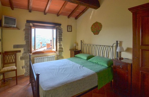Valagnesi House | Spacious 6-Bedroom House with Private Pool – Guest Rated 9/10