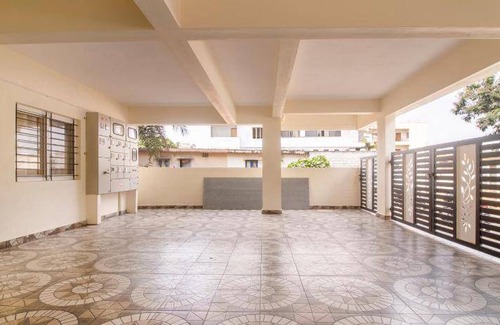 Bengaluru Apartment | Eco-Friendly Serviced Apartment for 2 Guests Nearby
