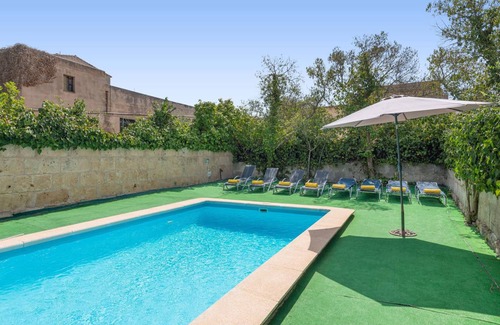 Algaida Villa | 200 m² Villa ∙ 4 bedrooms ∙ 8 guests