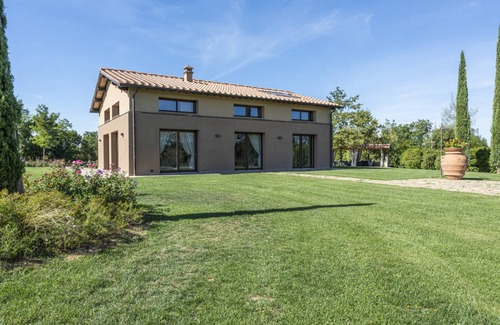 San Gimignano Villa | Spacious 3-Bedroom Villa with Private Pool for 8 Guests