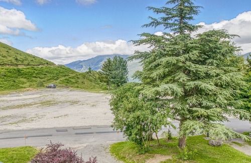 Adervielle-Pouchergues Apartment | Relaxing Getaway in the Beautiful Louron Valley
