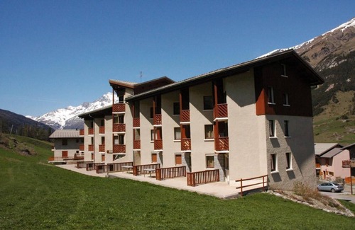 Lanslevillard Apartment | Comfortable Getaway Steps from Val Cenis Resort Center