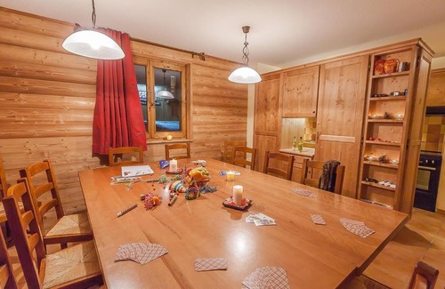 Lanslevillard Apartment | Prime Location with Pool, Spa & Ski Access Near Resort