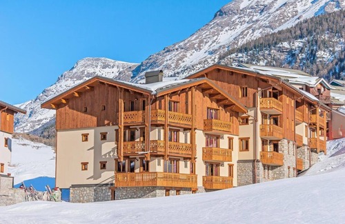 Lanslevillard Apartment | Ideal Retreat with Pool, Spa & Balconies Near Resort Center