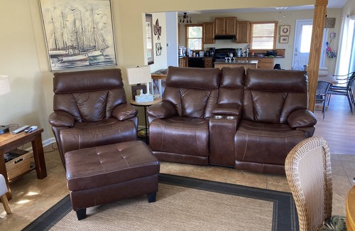 Duck House | Pet-Friendly Retreat with Ocean View & Hot Tub Near Beach