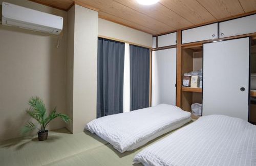 Sakura Apartment | Exclusive 201号室貸切 for Family-Friendly Getaways