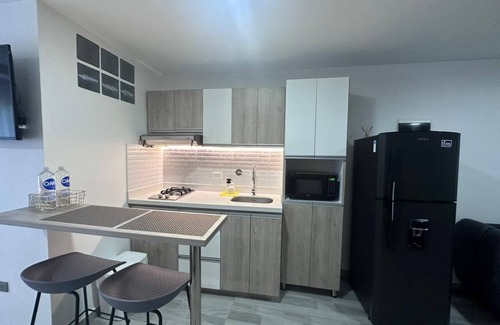 Guayabal Apartment | Modern 201 Céntrico Aparta Estudio with Spa Amenities