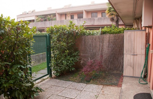 San Trovaso Apartment | Cozy Apartment Retreat with Spa & Breakfast in Private Area
