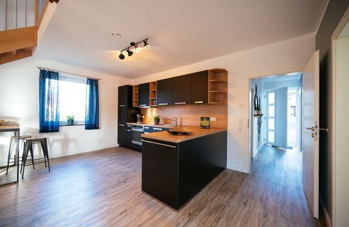 Hunzingen House | New Holiday House Hünzingen: Ocean View & Spa Retreat