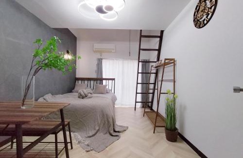 Hyakunincho Apartment | Convenient 2-Bedroom Retreat Near Shinjuku with Hot Tub