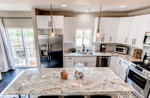 Lafayette House | Modern Farmhouse Stay with Pool & Spa – Rated 10/10!