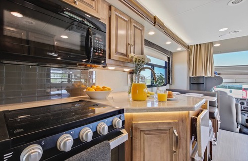 Nampa House | Explore the 2020 Jayco Greyhawk with Family-Friendly Amenities