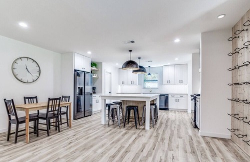 Grapevine House | 2022 remodel-Beautiful Grapevine home.