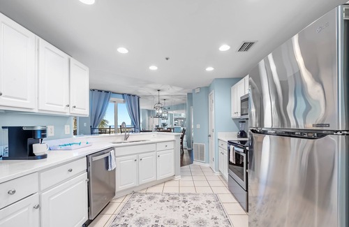 Fort Morgan Condo | Modern Retreat 202E: Ocean View & Spa Bliss Awaits