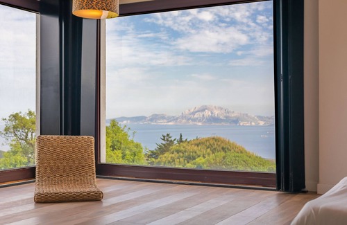 El Cuarton Villa | Discover Casa Los Helechos: Pool, Spa & Family-Friendly Stays