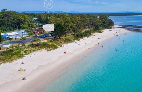 Huskisson House | Oceanfront 204 on the Beach - Guest Rated 9.2/10