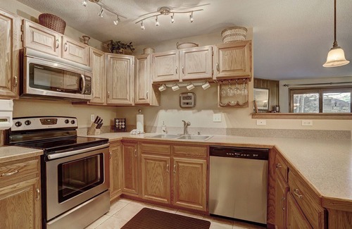 Mountain House Condo | Experience 204 Snowdance Manor: Rated 10/10 with Pool & Spa