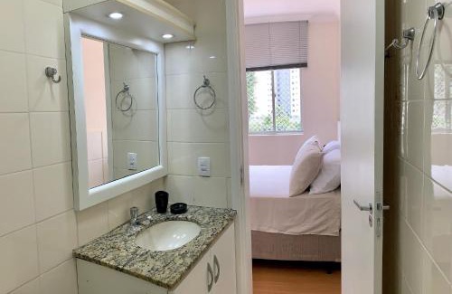 Bigorrilho Apartment | Stylish 1-Bedroom Suite with City Views & Pet-Friendly Stay