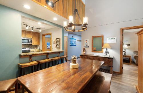 Keystone Apartment | Experience Comfort at 2054 The Pines Condo with a Pool