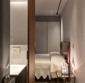 Rovittello Apartment | Top-Rated 206 Via Roma: Family-Friendly with Hot Tub