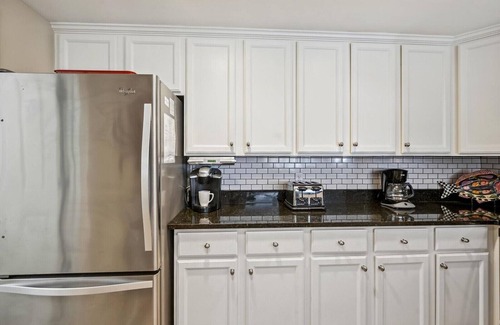 Palmetto Dunes Villa | Elegant 206 Windsor Place Villa with Oceanfront Access