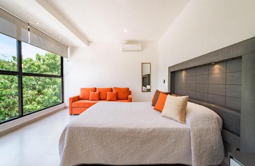 Crucecita Villa | Top-Rated Casa Hera: Family-Friendly with Breakfast Included