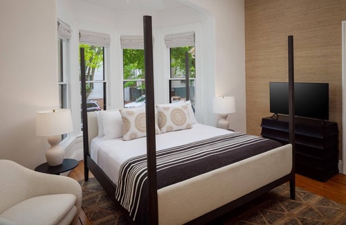 Nantucket Town Hotel | Impressive 21 Broad Hotel with Spa & Family-Friendly Extras