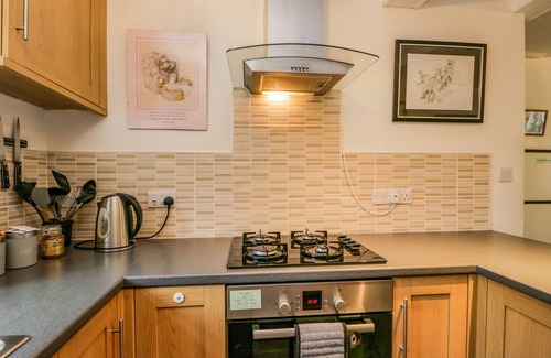 Kendal Cottage | 21 Entry Lane: Pet-Friendly Cottage with Excellent Reviews