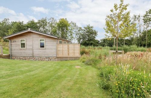Dobwalls House | Discover 21 Meadow Retreat: Pet & Child Friendly Escape