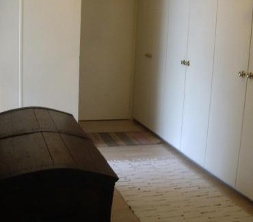 Kauniainen Apartment | Budget-Friendly Apartments with Kitchen in Kauniainen, Finland