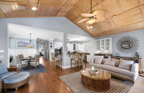 Ocean Point House | Discover 21 Ocean Point: Top-Rated with Pool & Family Amenities